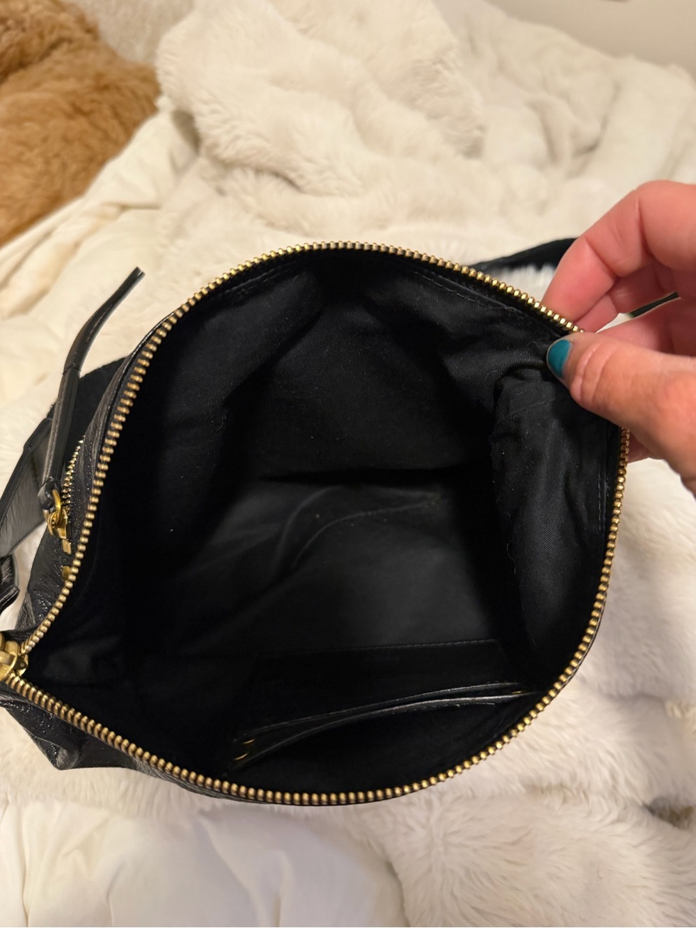 Isabel Marant Black Patent Leather Shoulder Bag with Logo Webbing Strap - Picture 4 of 5